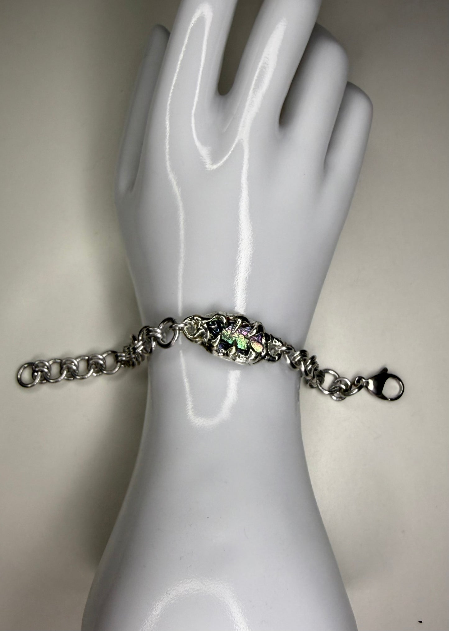 Spiked Bracelet (dark pearl)