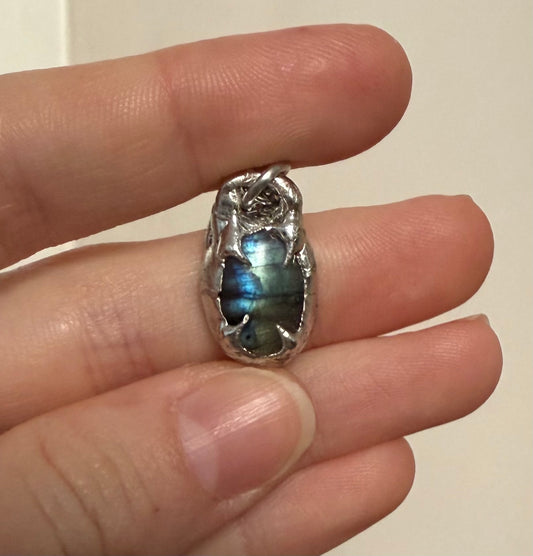 Small Labradorite Necklace