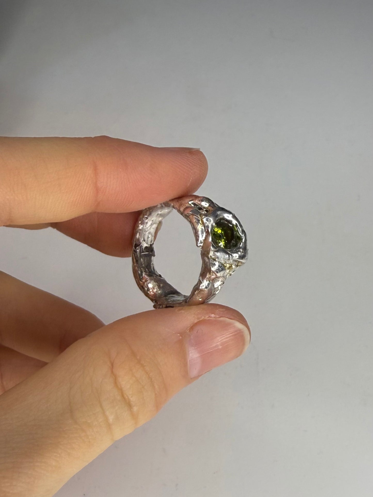 Earth Ring US 7 1/2