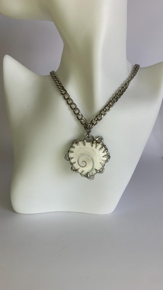 Heart Shell Necklace