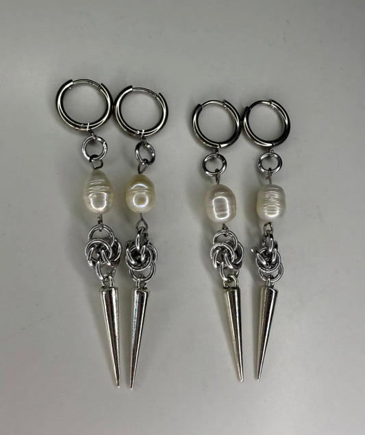 Pearl Thorn Earring