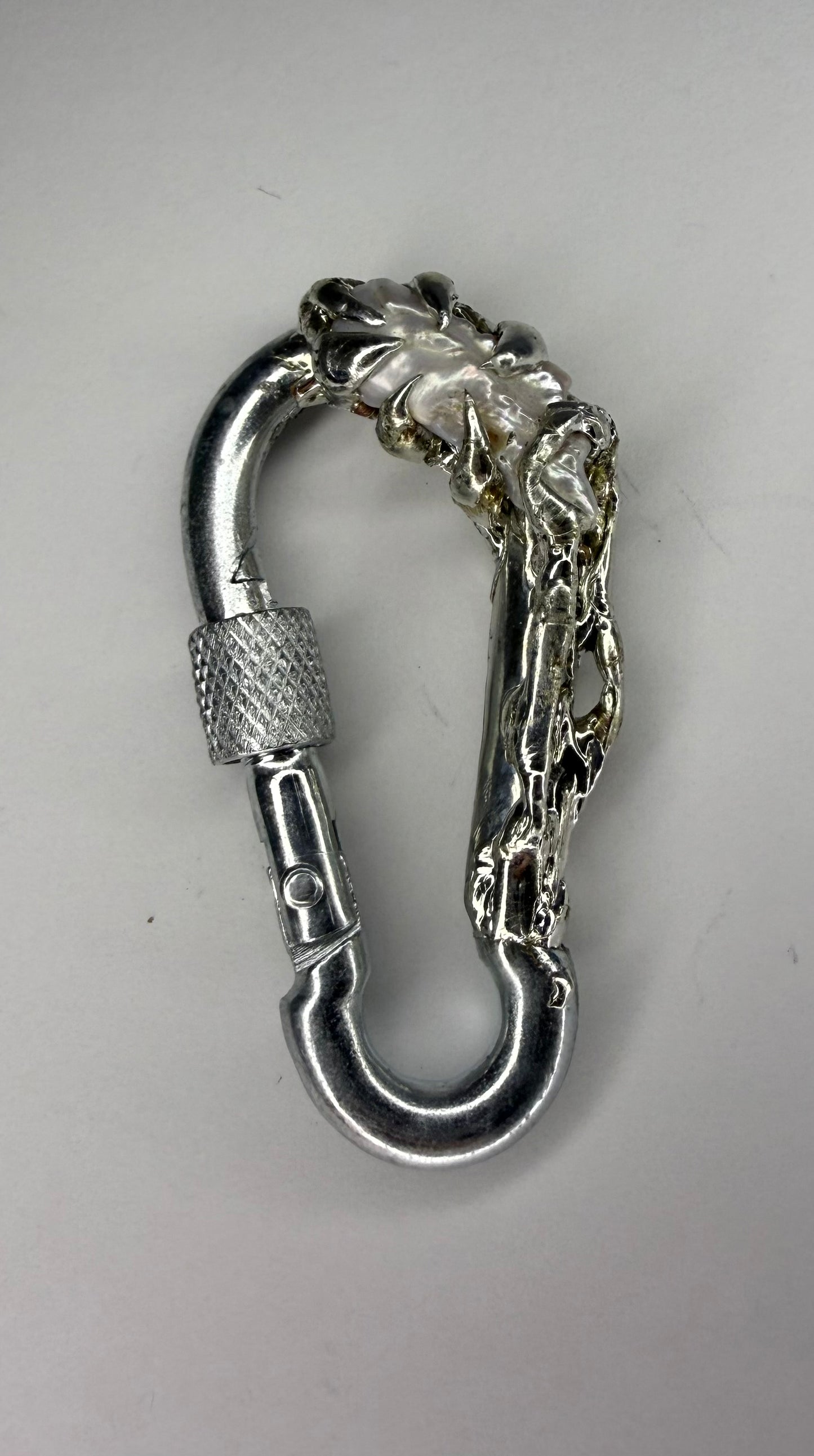 Pearl Carabiner