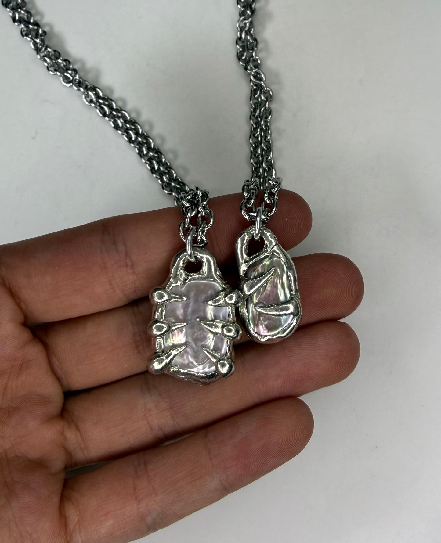 Light Pearl Necklaces