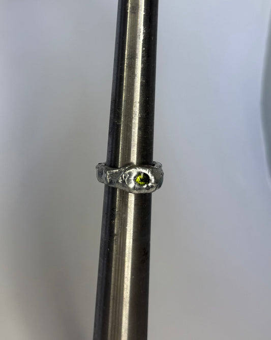 Earthen Eye (Size US 8)
