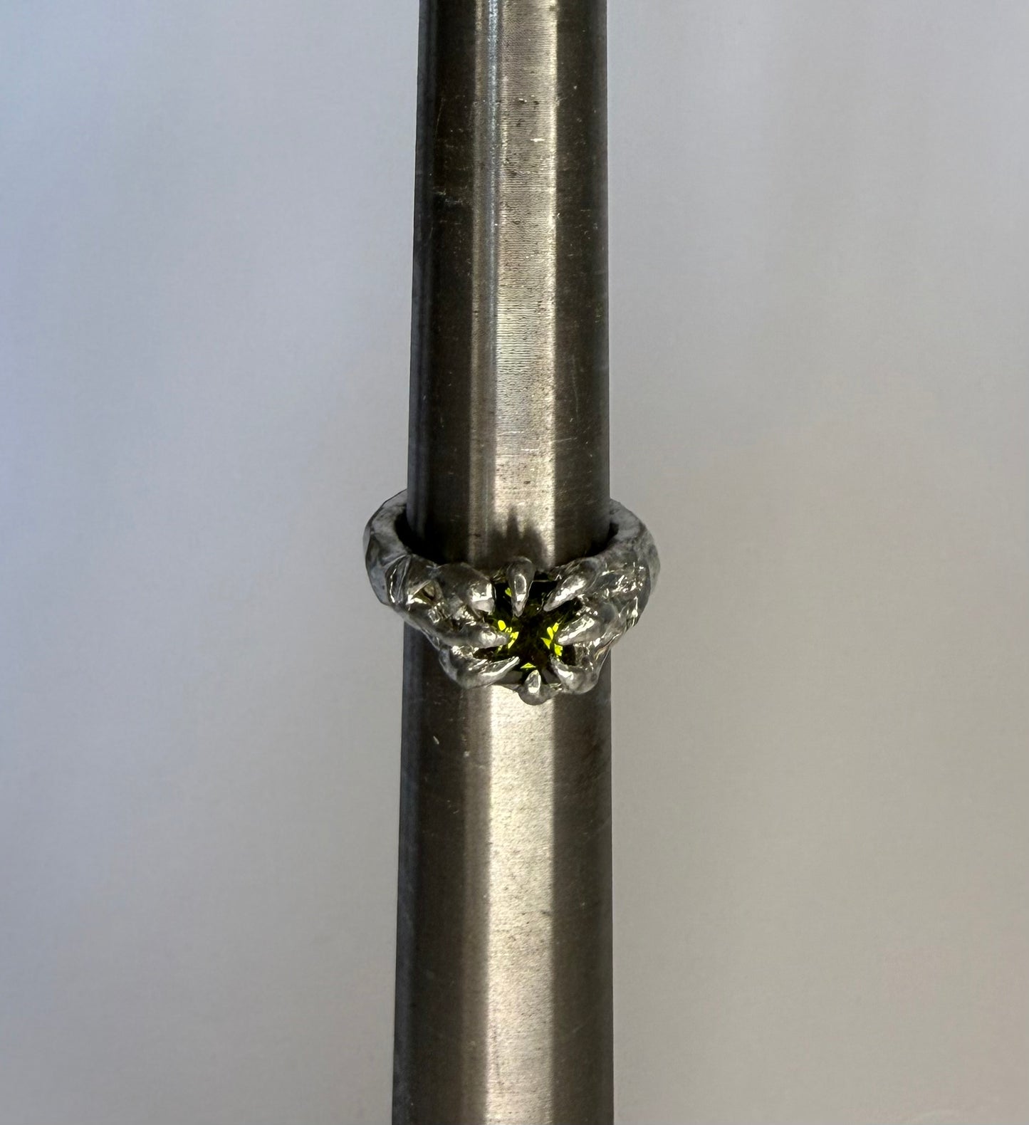Green Spiked Ring (US 8)