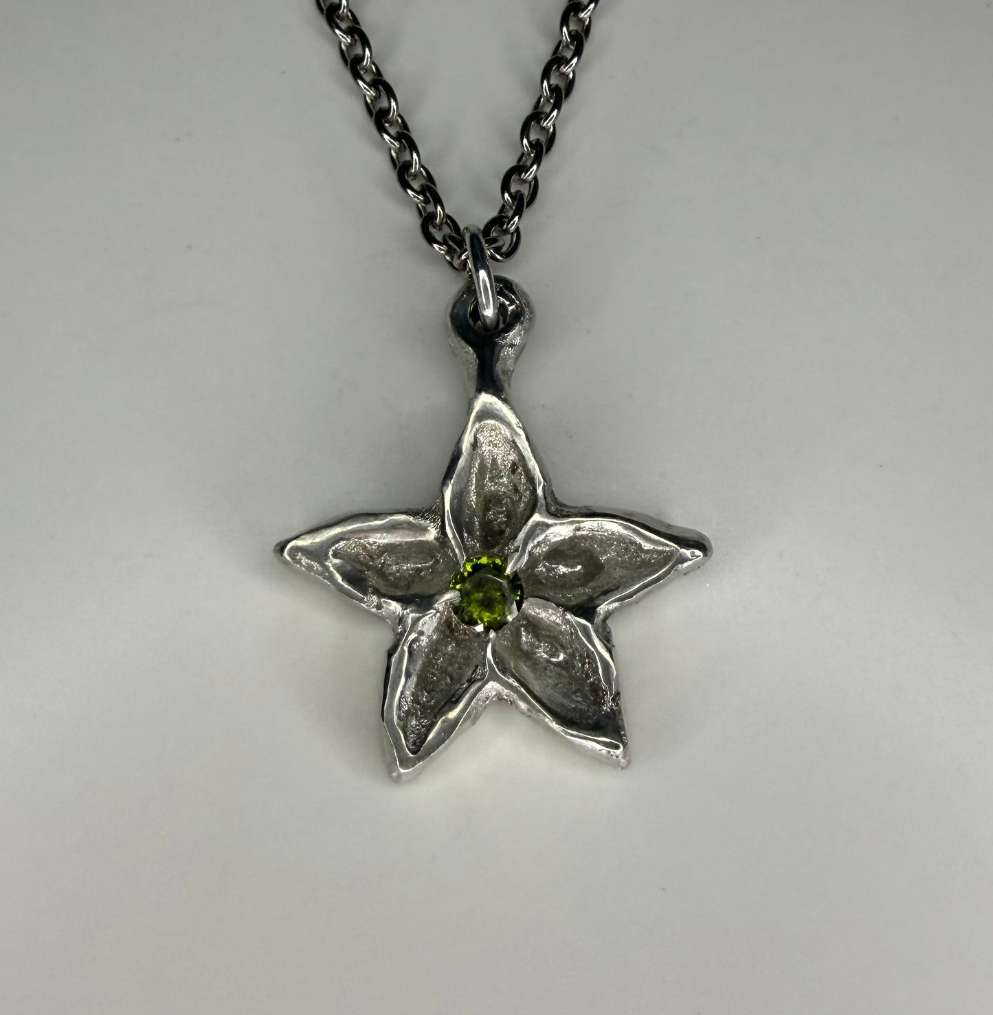 Forever Flower (Dark Green)