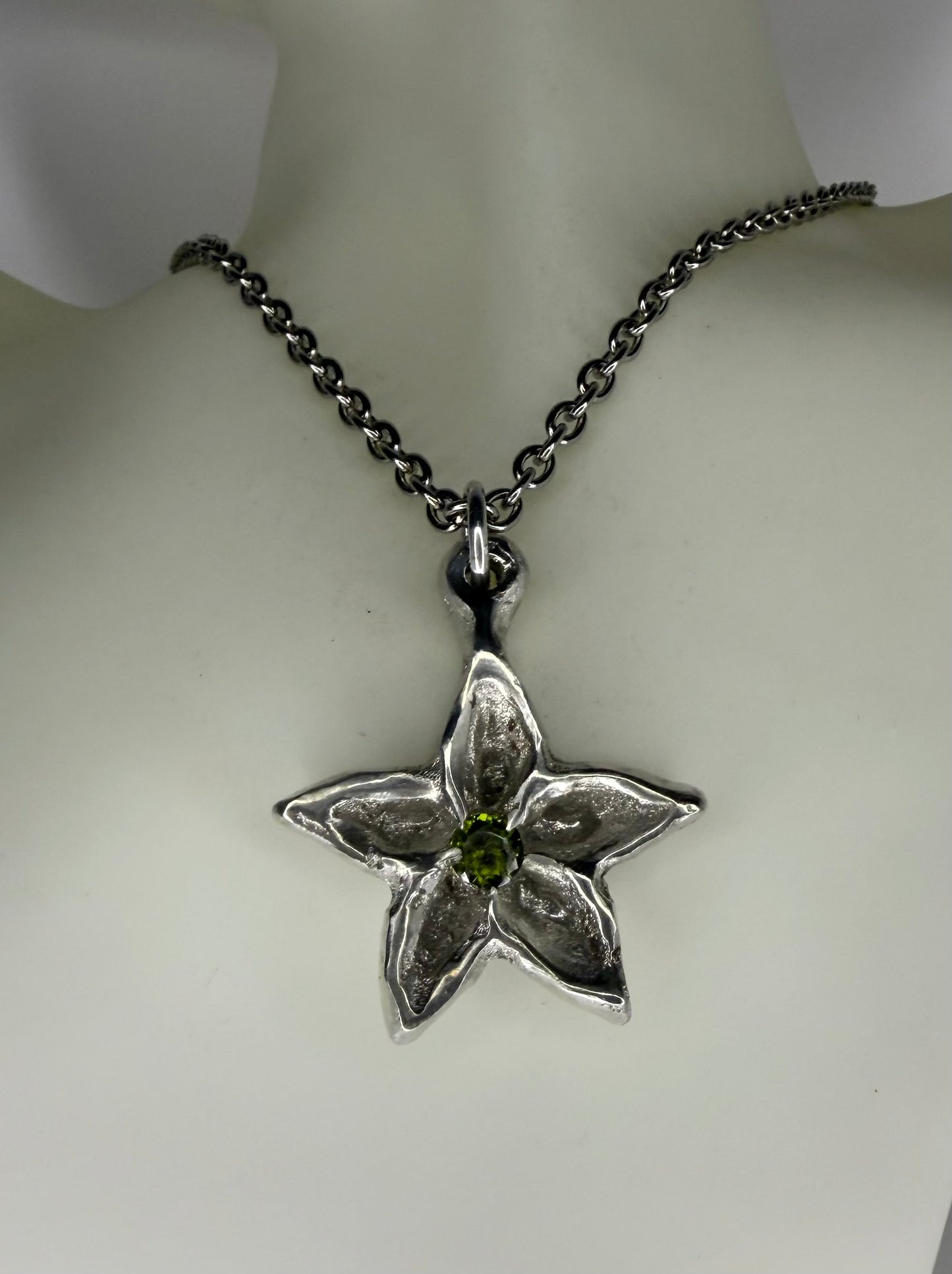 Forever Flower (Dark Green)