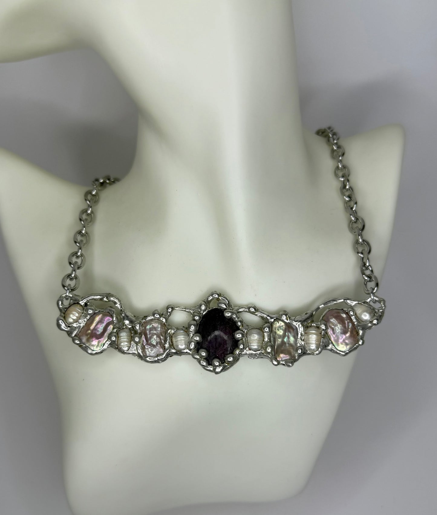Viola Necklace