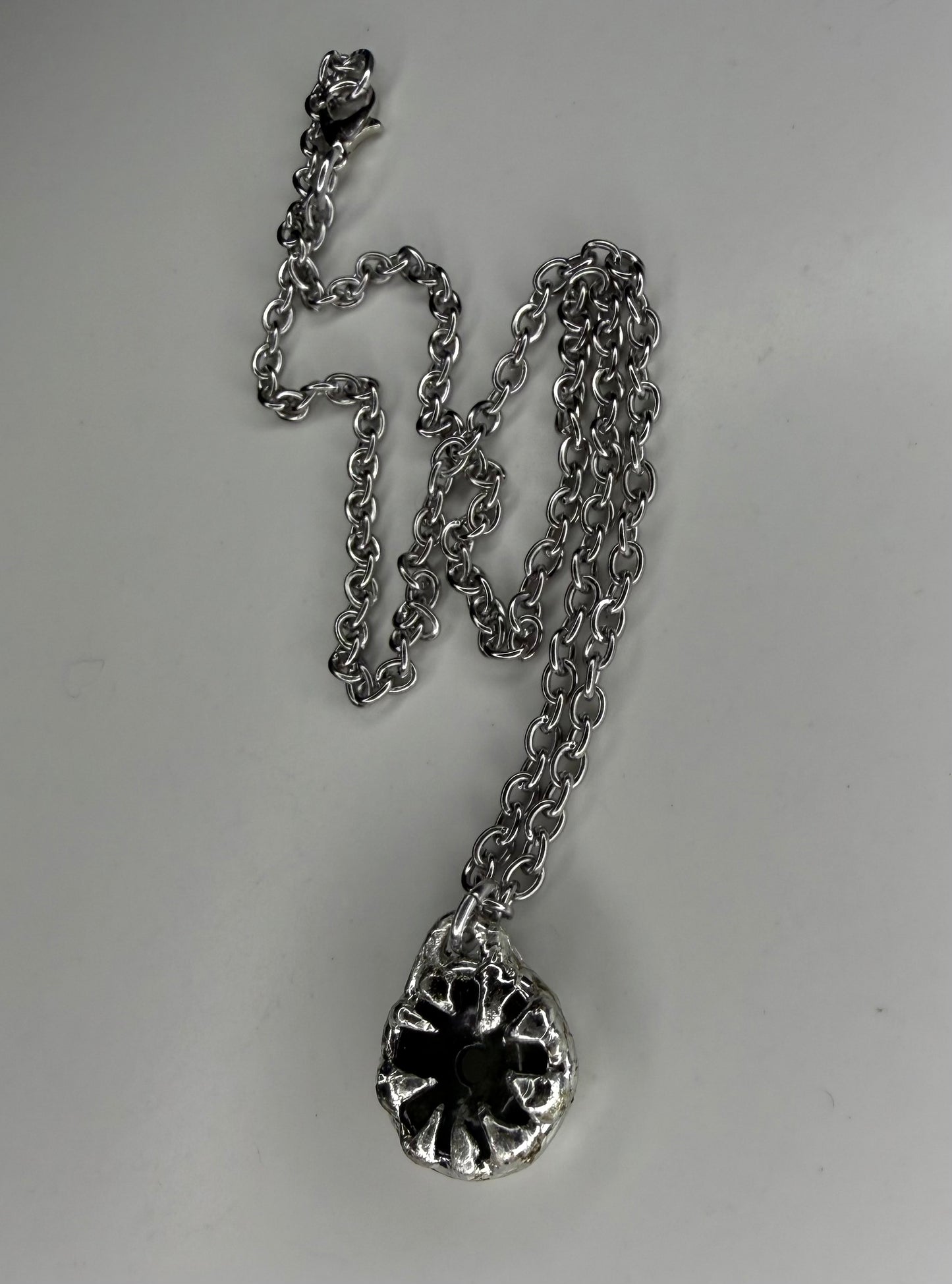 Jade spiked circle necklace