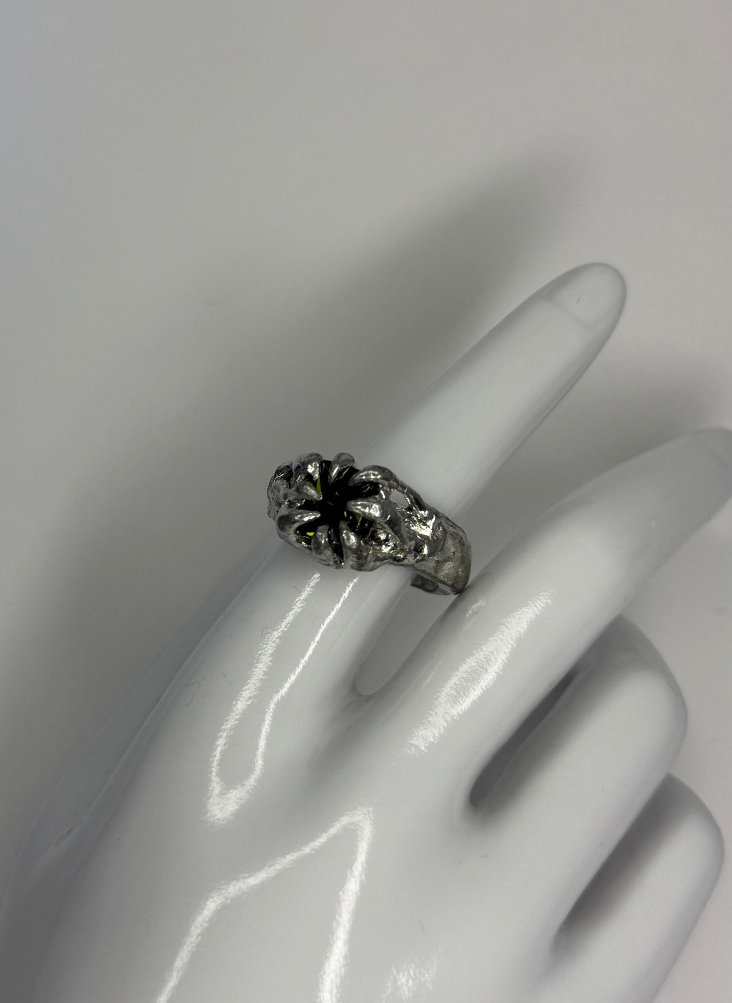 Green Spiked Ring (US 8)