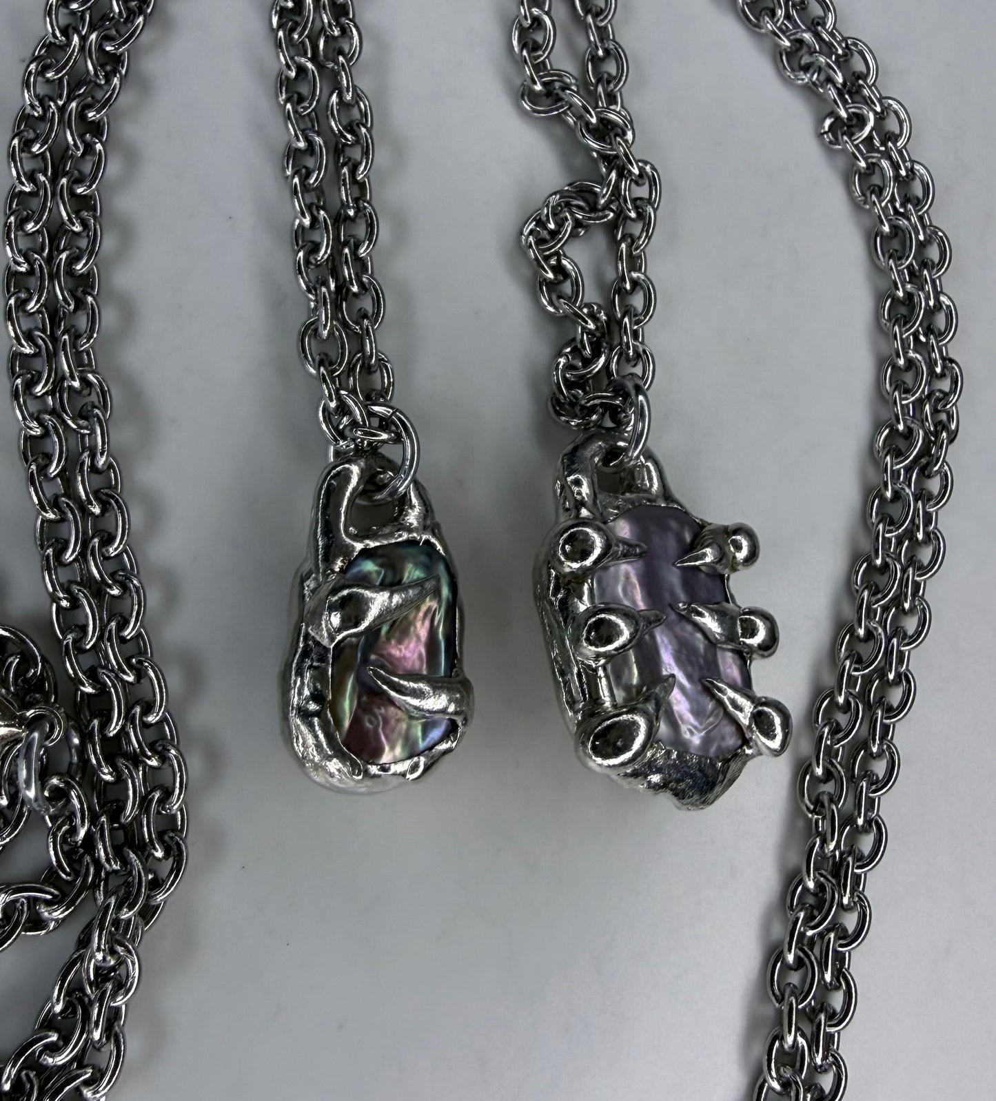 Light Pearl Necklaces