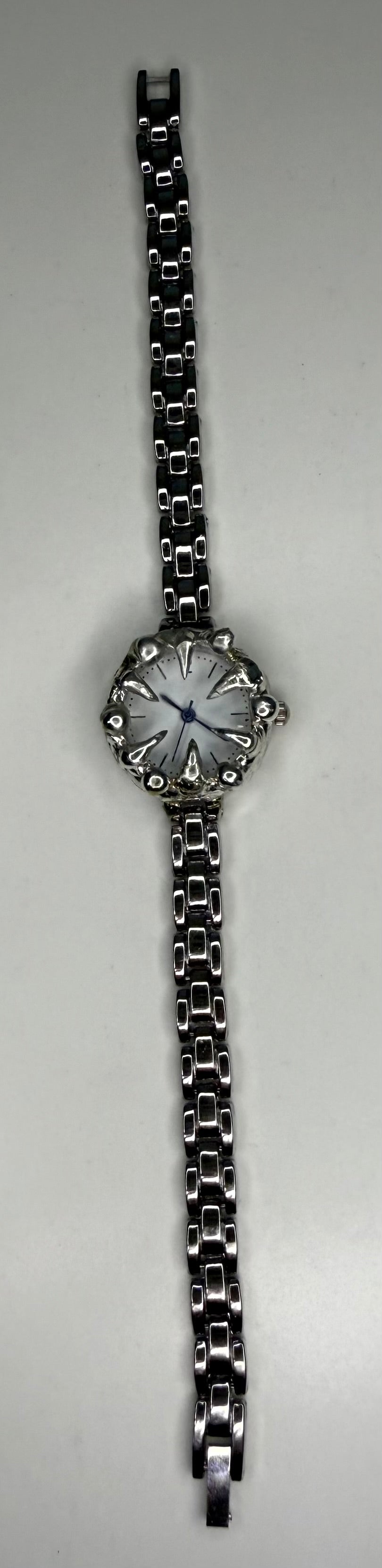 Dainty spiked watch