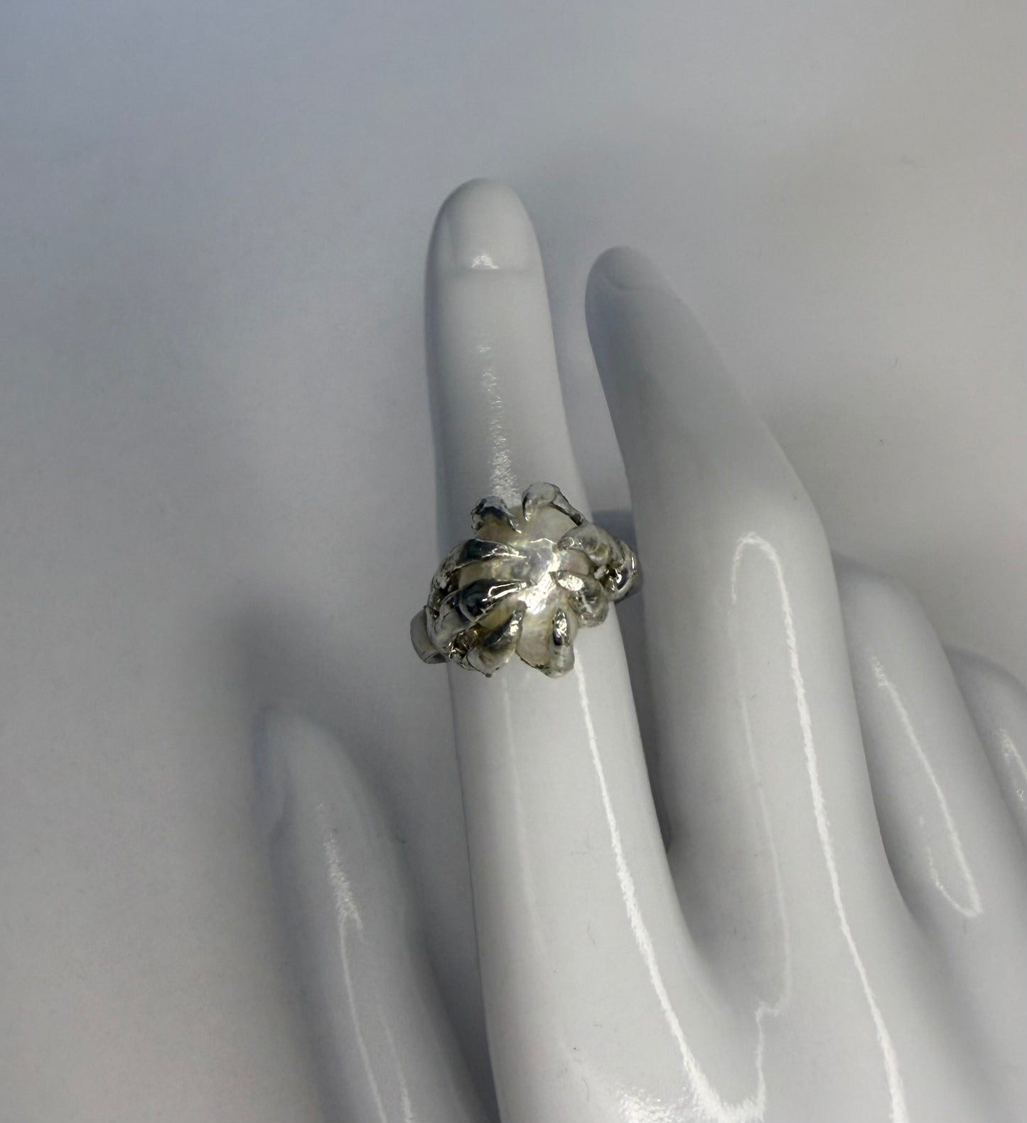 Claw Pearl Ring (Size US 7)