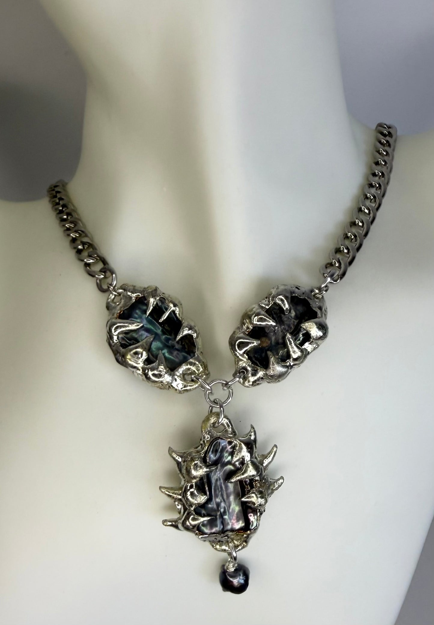 Dark Pearls Necklace