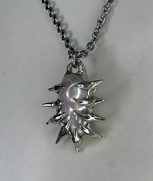 Large Spiked Pearl