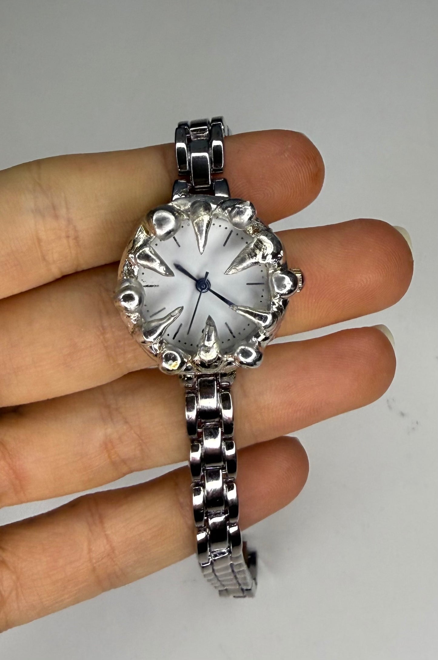 Dainty spiked watch
