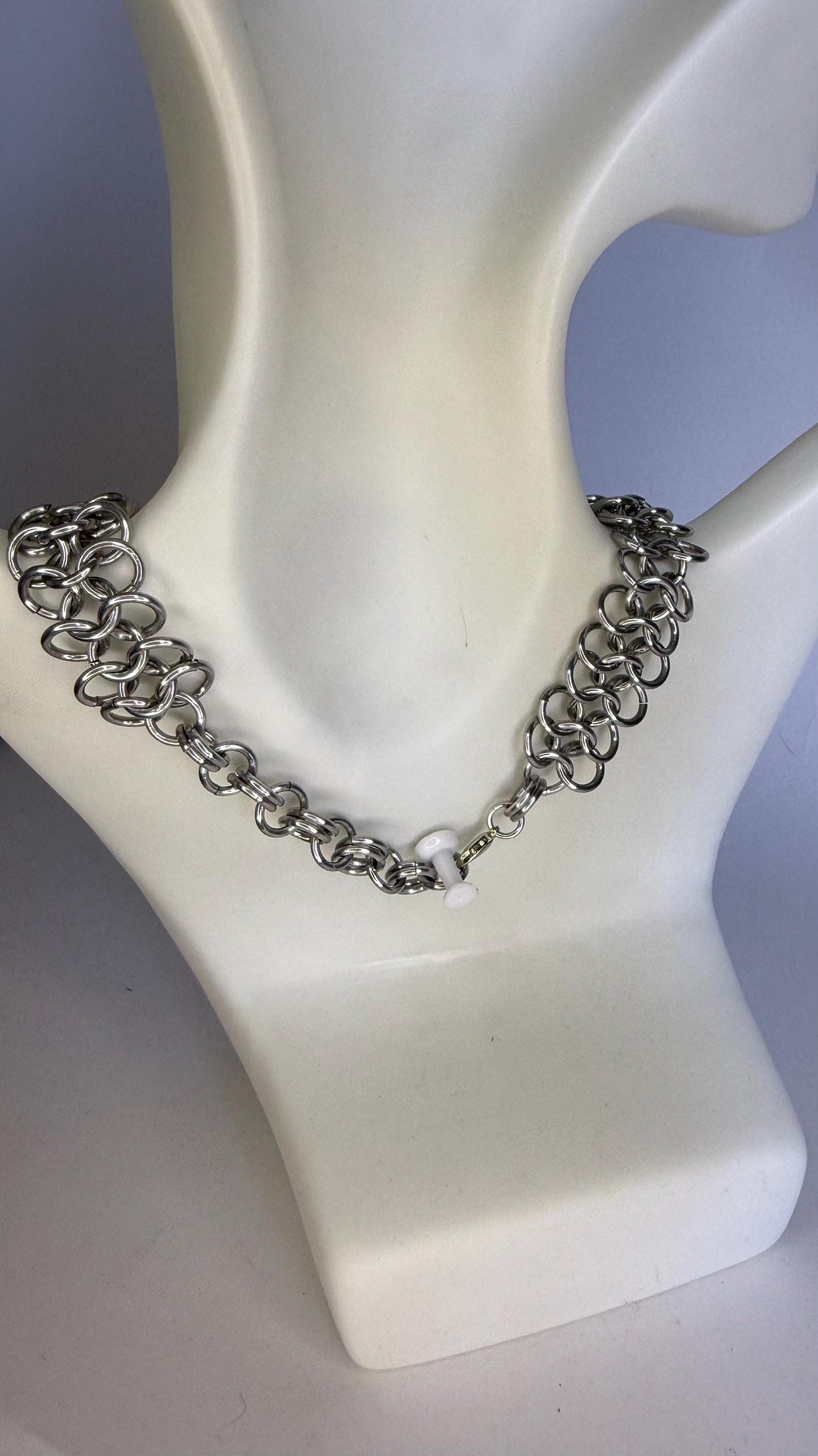 Obsidian chainmaille necklace